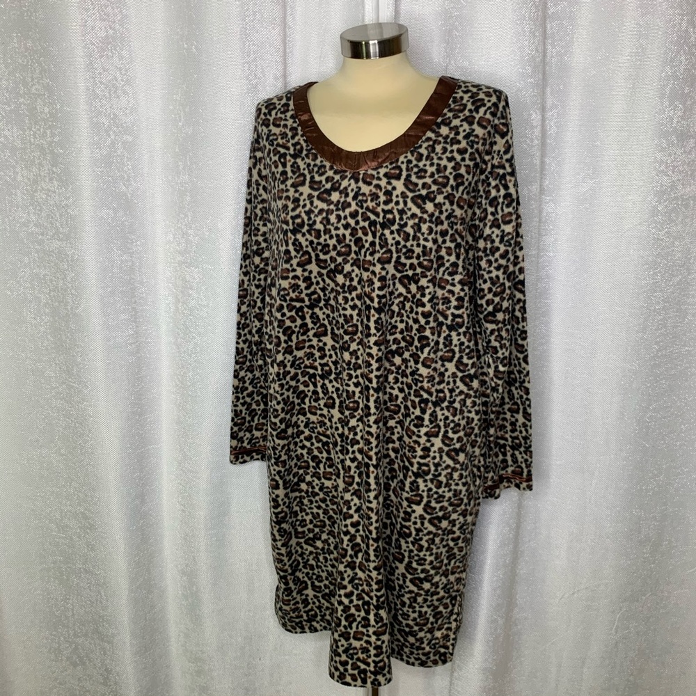 Mix & co animal print sleep gown